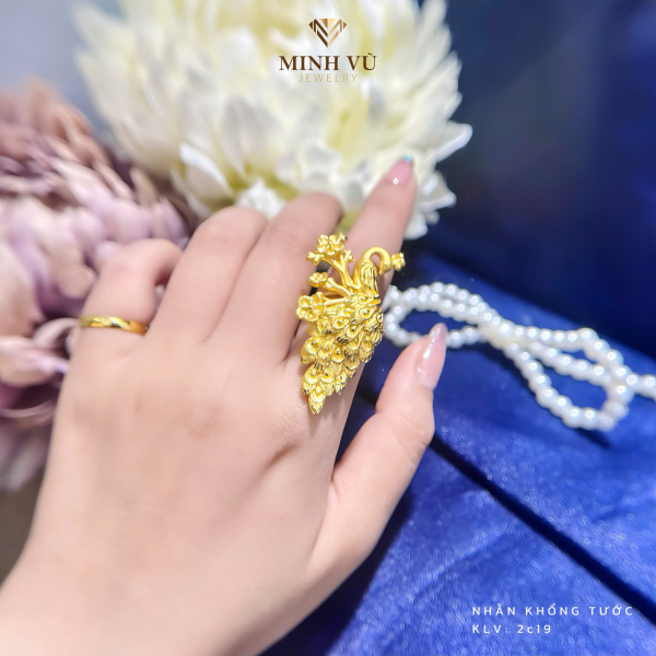 Nhẫn cưới Khổng Tước